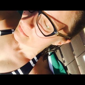 Meet your Posher, Sandy